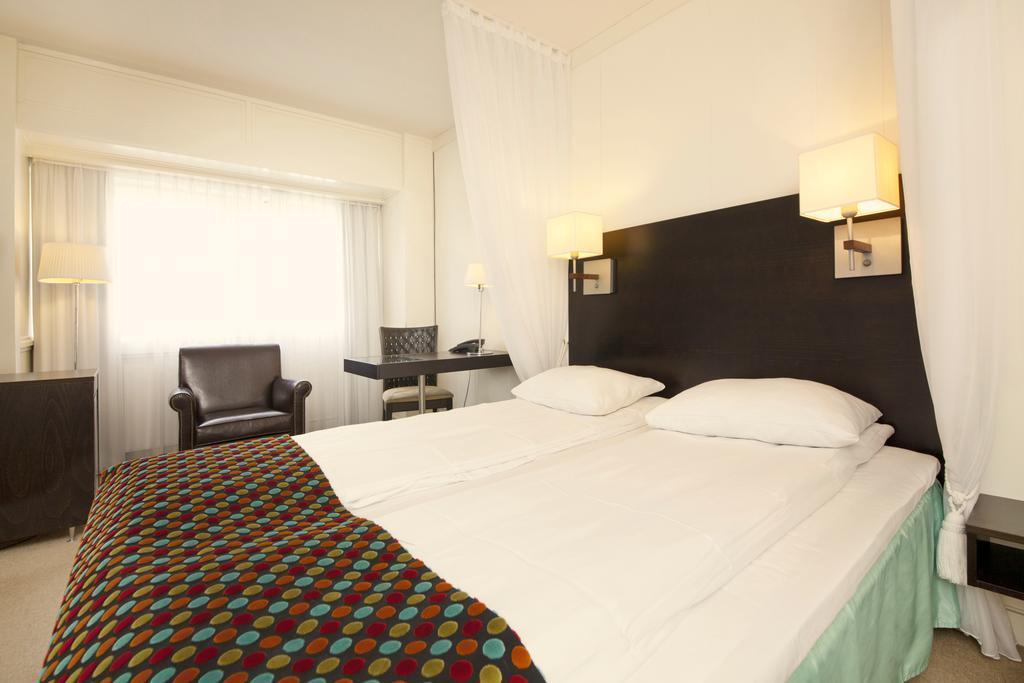 Quality Hotel Strand Gjøvik Extérieur photo