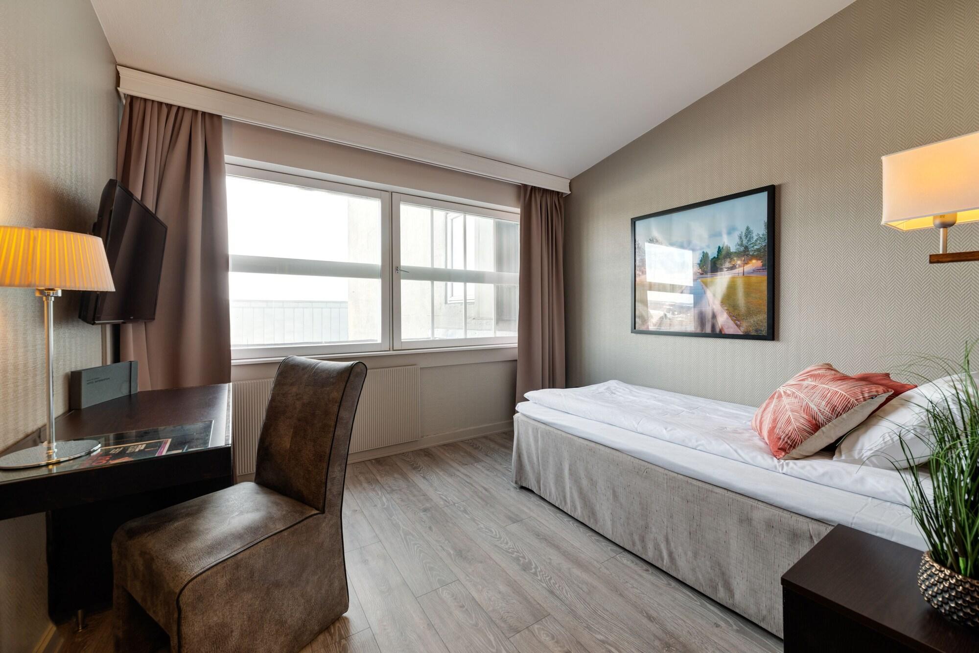 Quality Hotel Strand Gjøvik Extérieur photo